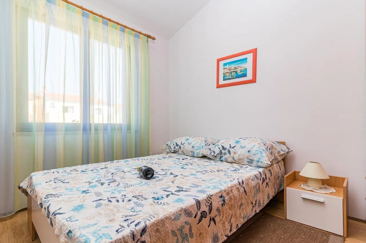 Apartment Buic Pula 0*,