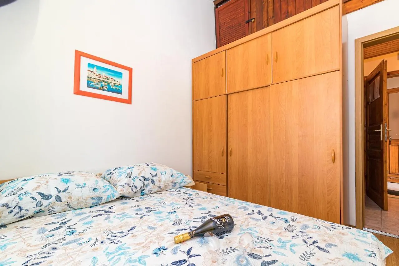 Apartment Buic Pula